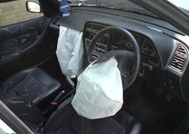 300px-Peugeot_306_airbags_deployed